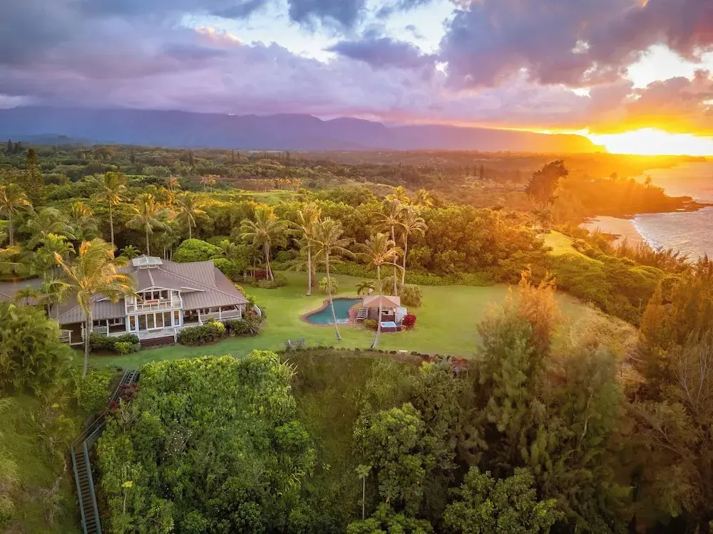 Secret Beach House in Kilauea