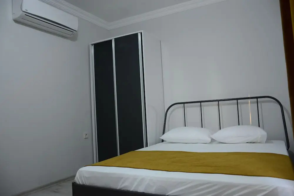 1 Bedroom Apartment with balcony