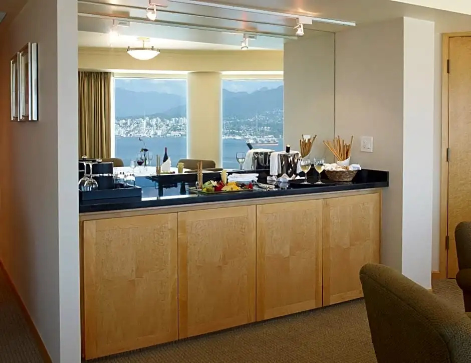Standard Double room with view (full double bed)
