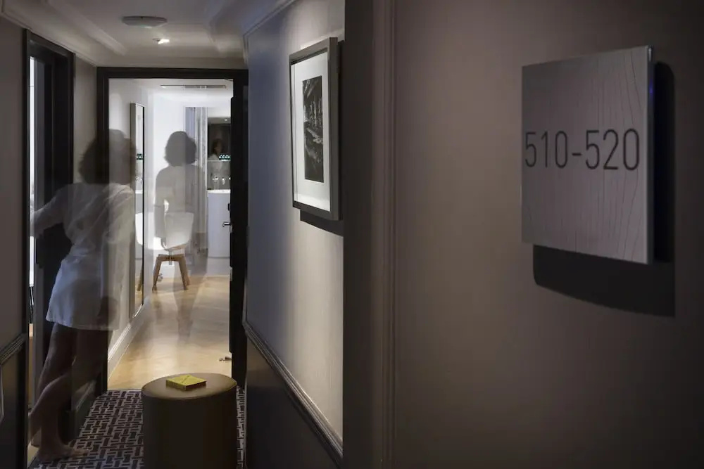 Hotel R de Paris 35