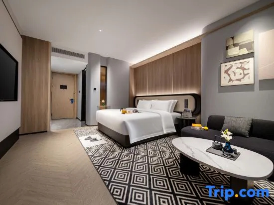 Deluxe Double room (full double bed)