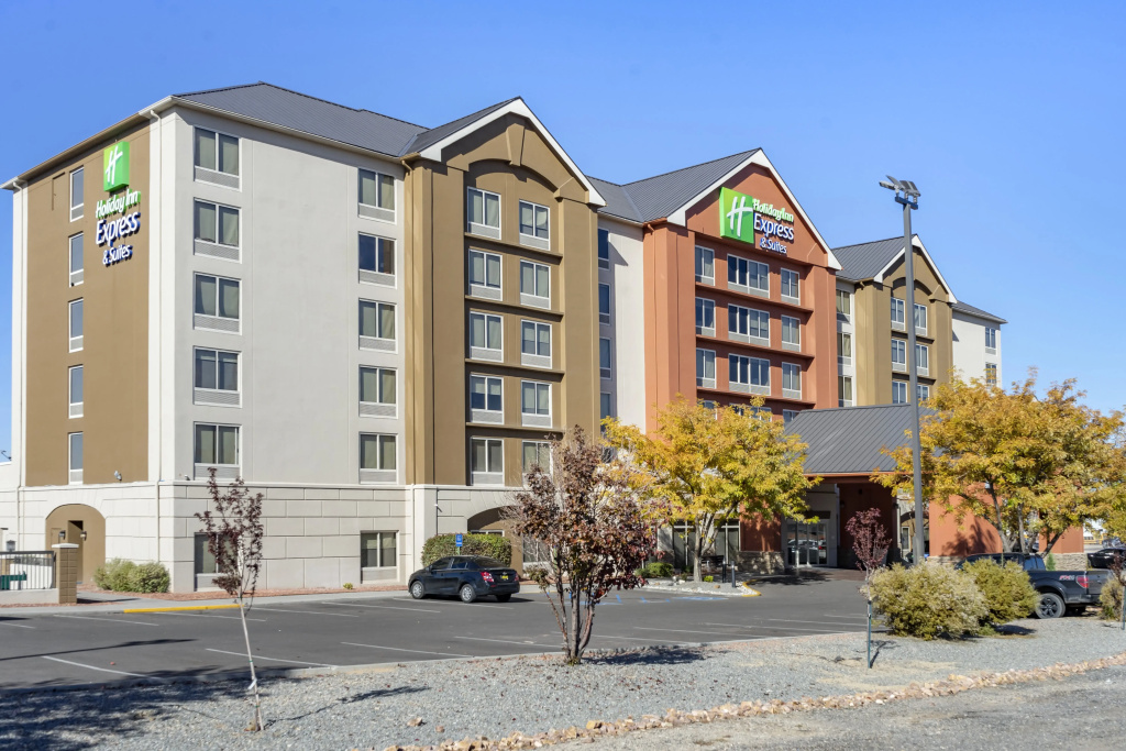 Holiday Inn Express Hotel & Suites Albuquerque Midtown by IHG