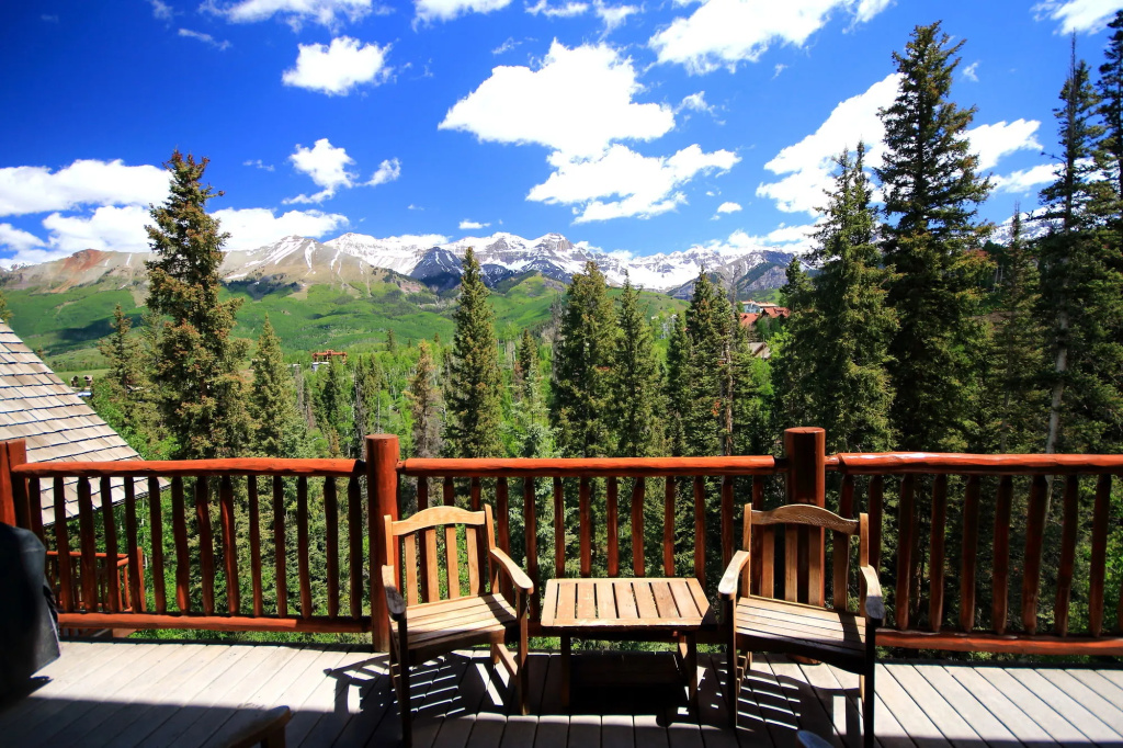 Balcony & Terrace