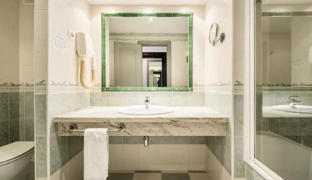 Hotel ILUNION Las Lomas - Chambres