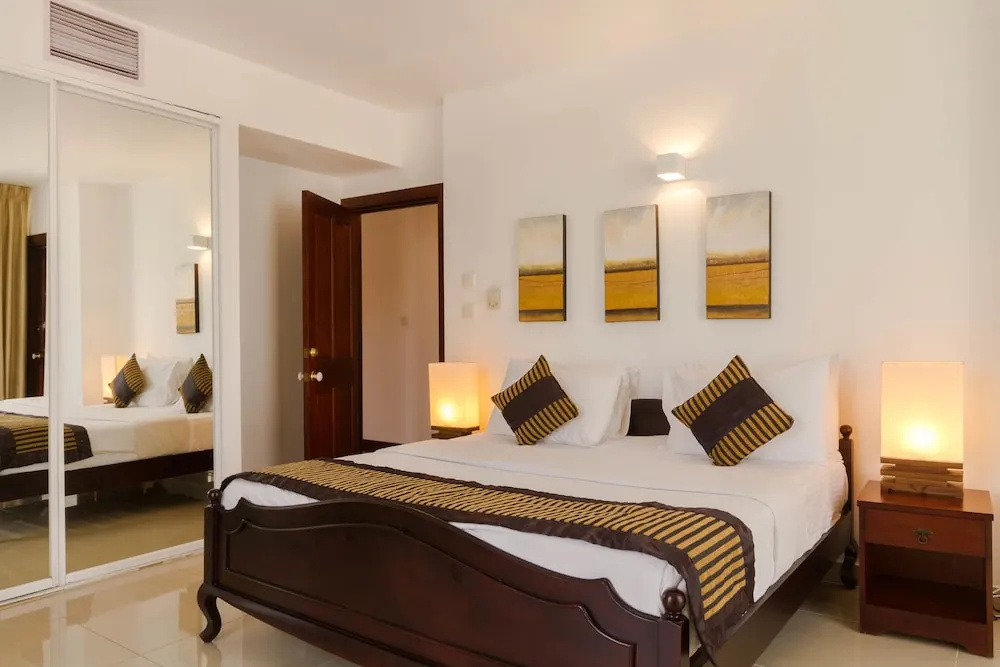 3 Bedrooms Luxury Apartment with sea view