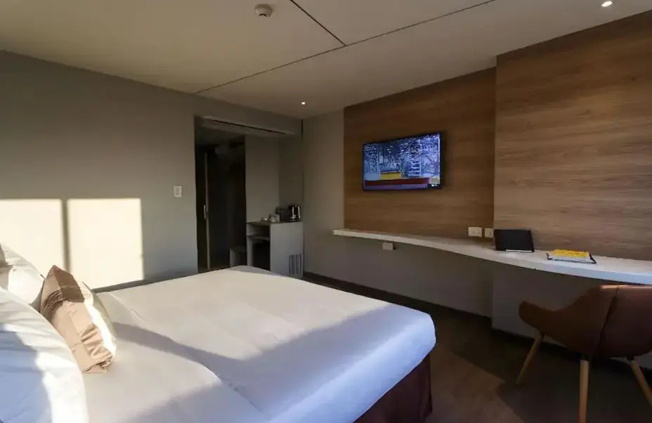 Jazzotel Bangkok Room Type - Superior King Room