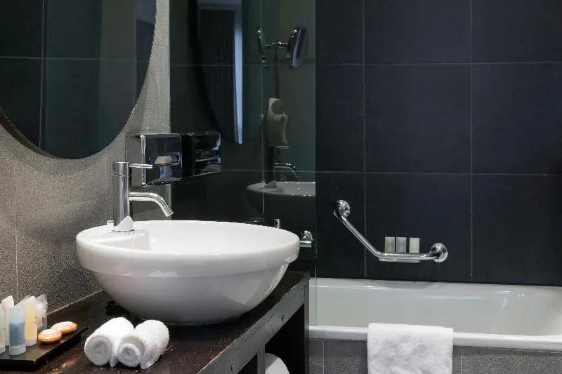Standard Double room with balcony (full double bed)