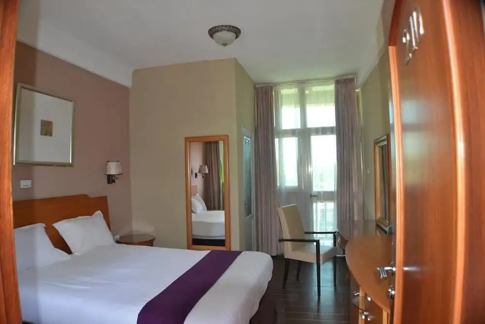 Fasil International Hotel - Chambres