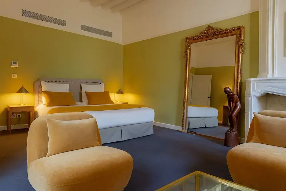 Premium room