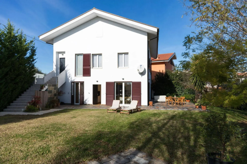 Guest House Le Acacie