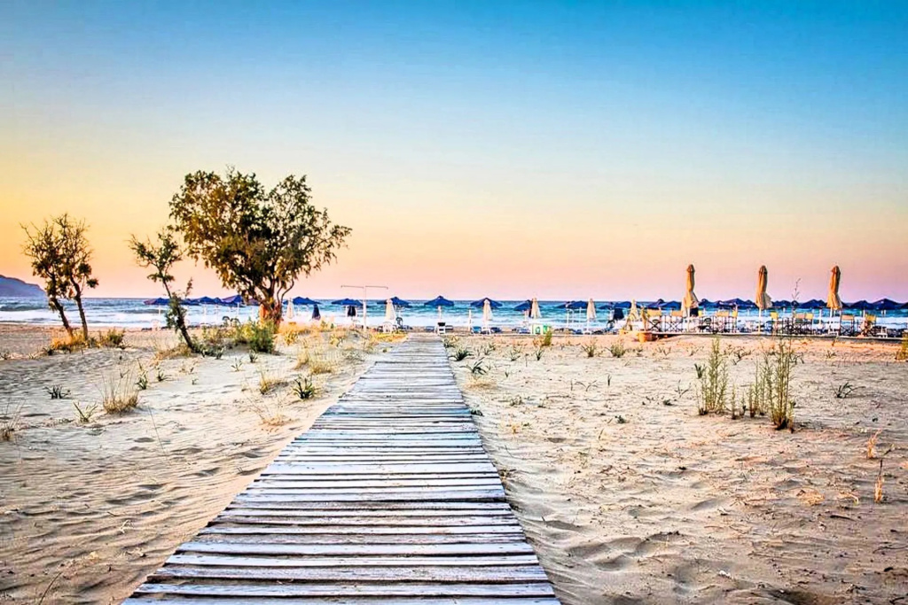 Beach & Waterfront