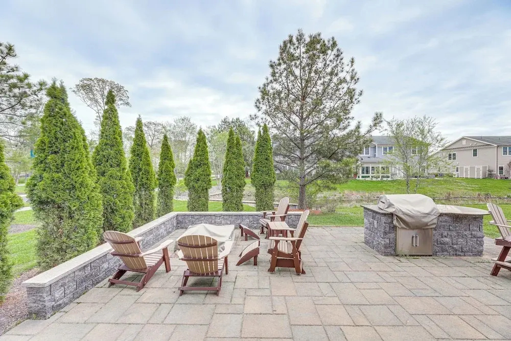Furnished Outdoor Space: Family Home in Ocean View
