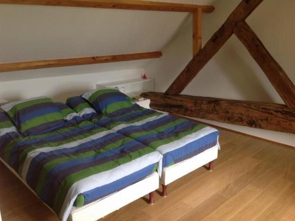 Gite Courdemanche, 4 pièces, 13 personnes - FR-1-410-209