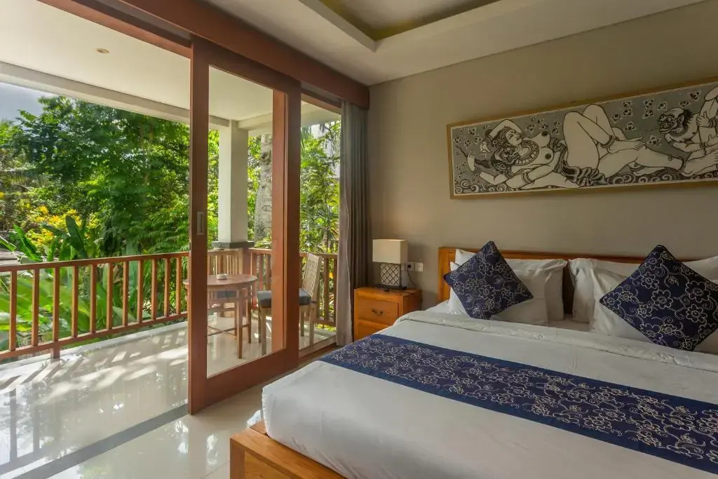 Superior Double room (full double bed)