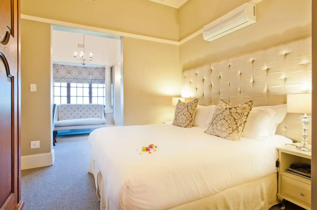 The Saint James on Venice Luxury Guest House - фото 15