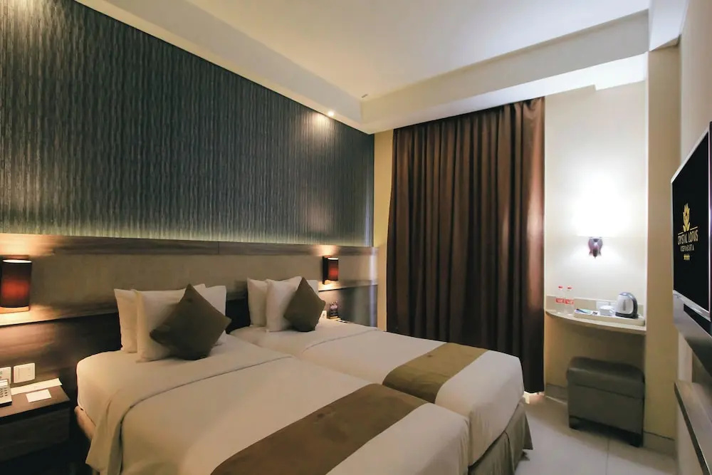 Superior Double room with balcony (full double bed)