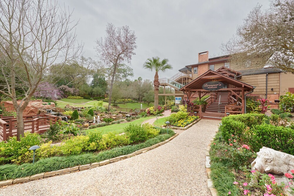 gallery_image_hidden_5