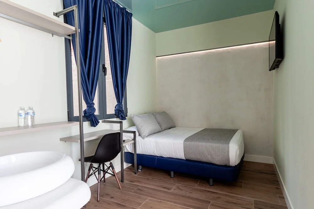 Balcony & Terrace