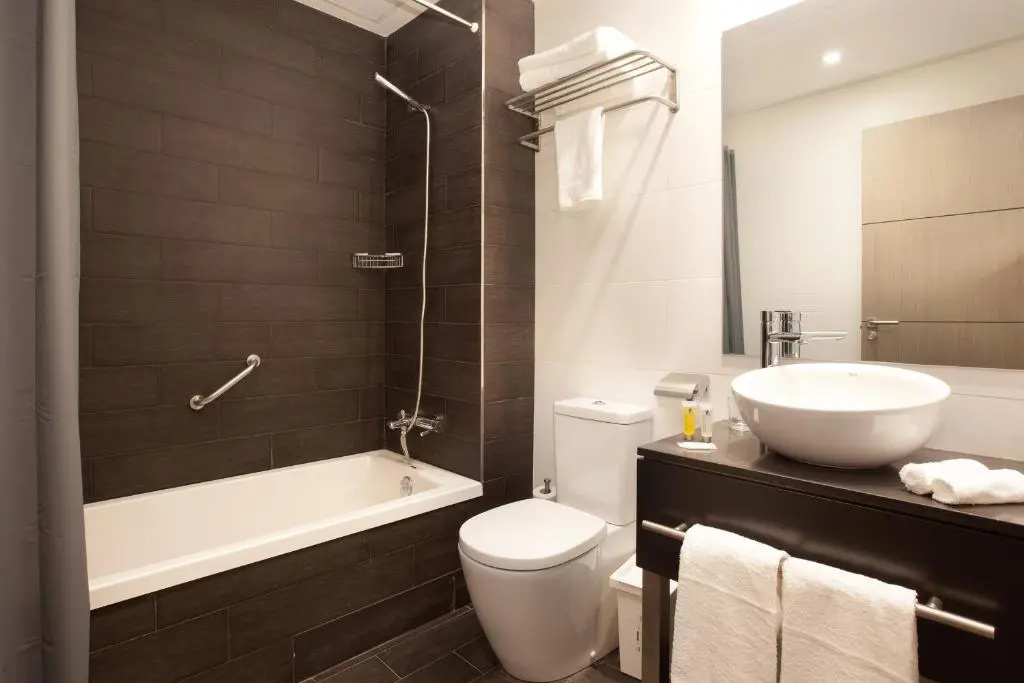 Superior Double room with balcony (full double bed)