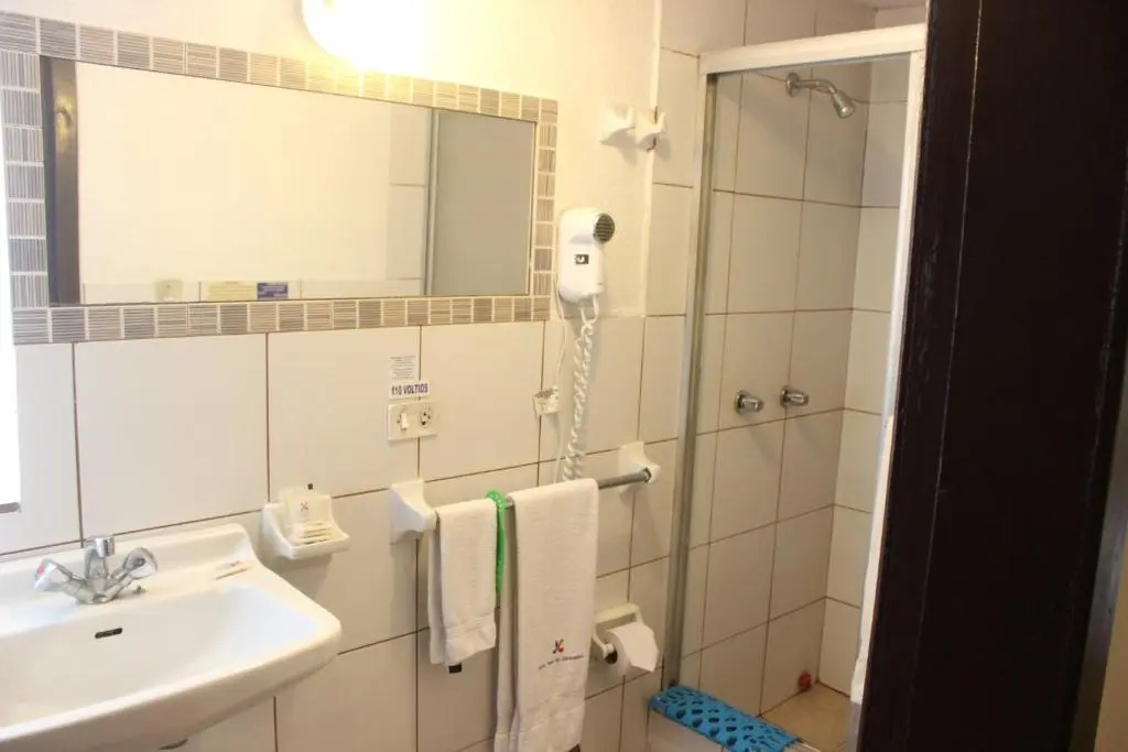 Hotel 6 de Diciembre - Chambres