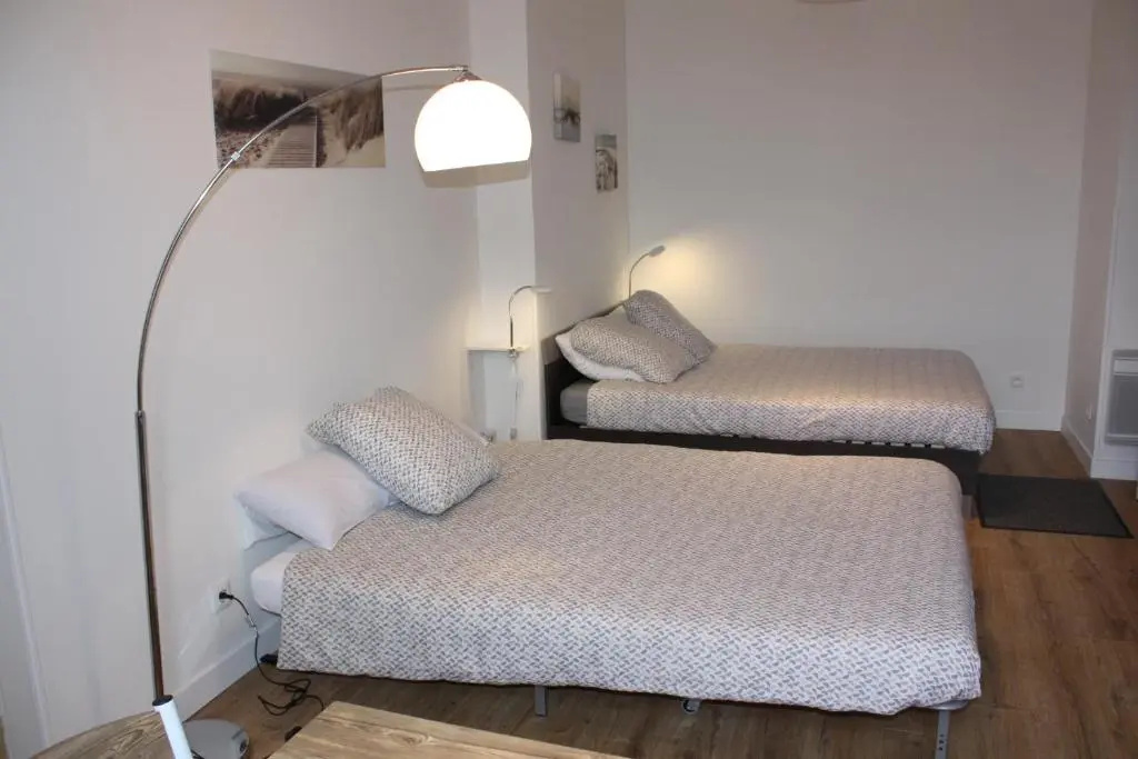 Suite with courtyard view