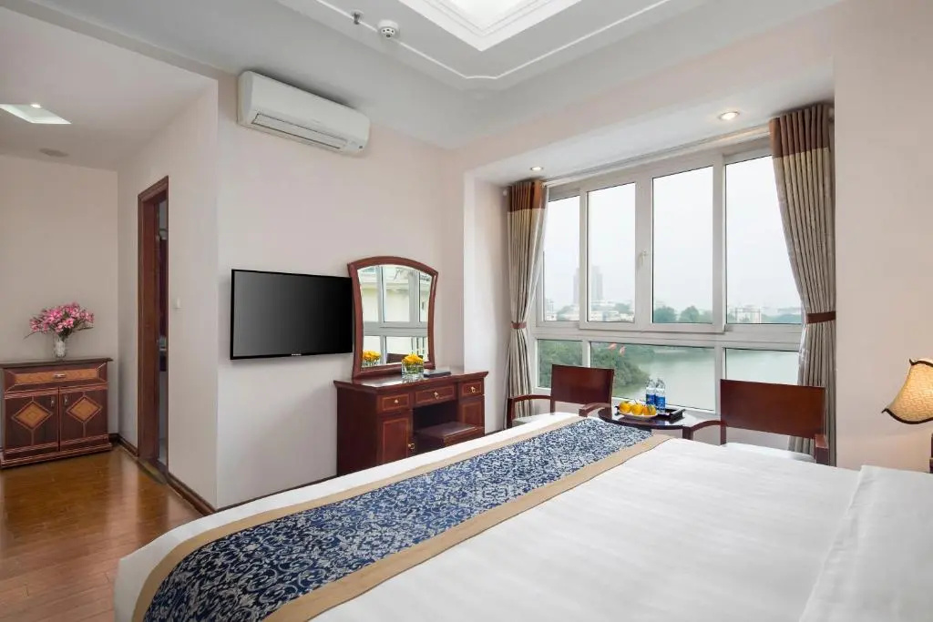 Lakeside Palace Hotel - Chambres