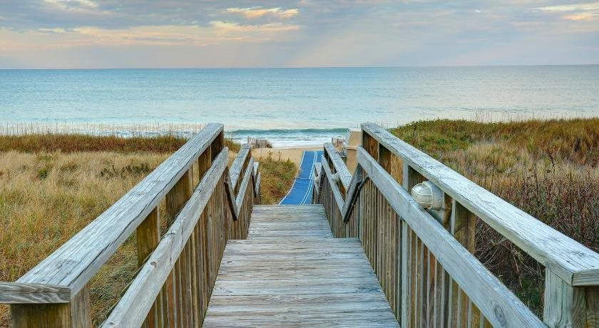 Beach & Waterfront