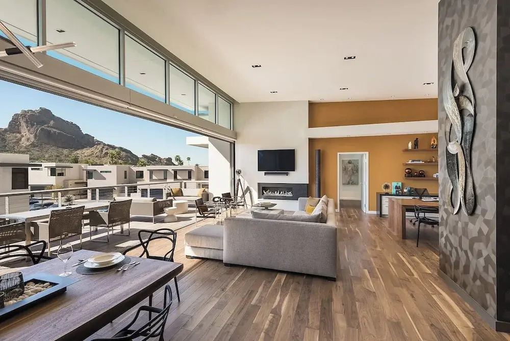 Standard Penthouse room