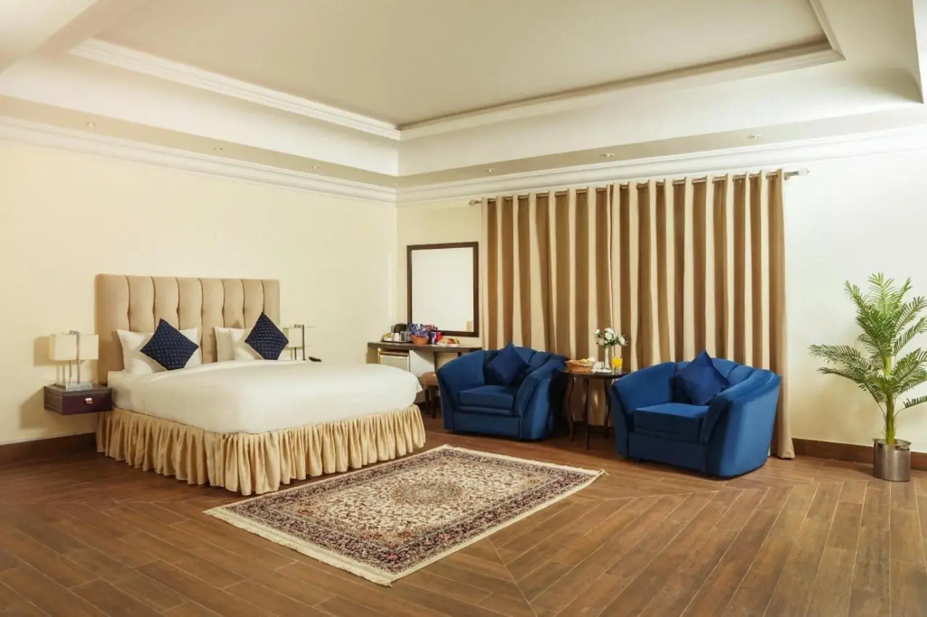 Faletti's Grand Bahawalpur — фото 3