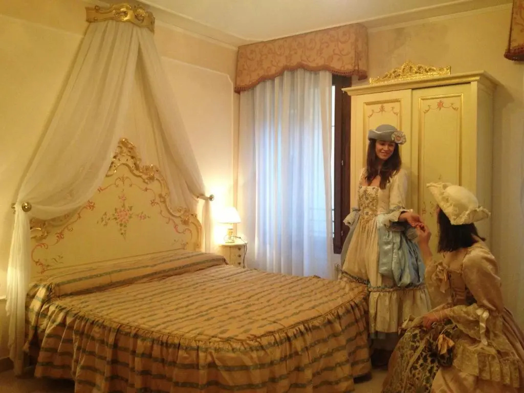Standard Double room (full double bed)