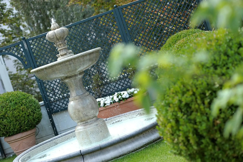 Image 12