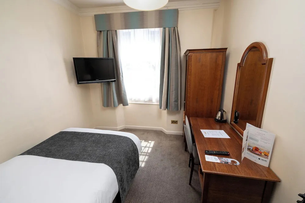 Antelope Hotel by Greene King Inns - Chambres