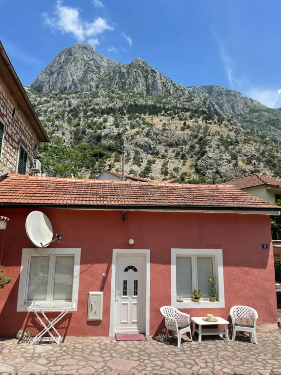 Cozy Little House Kotor