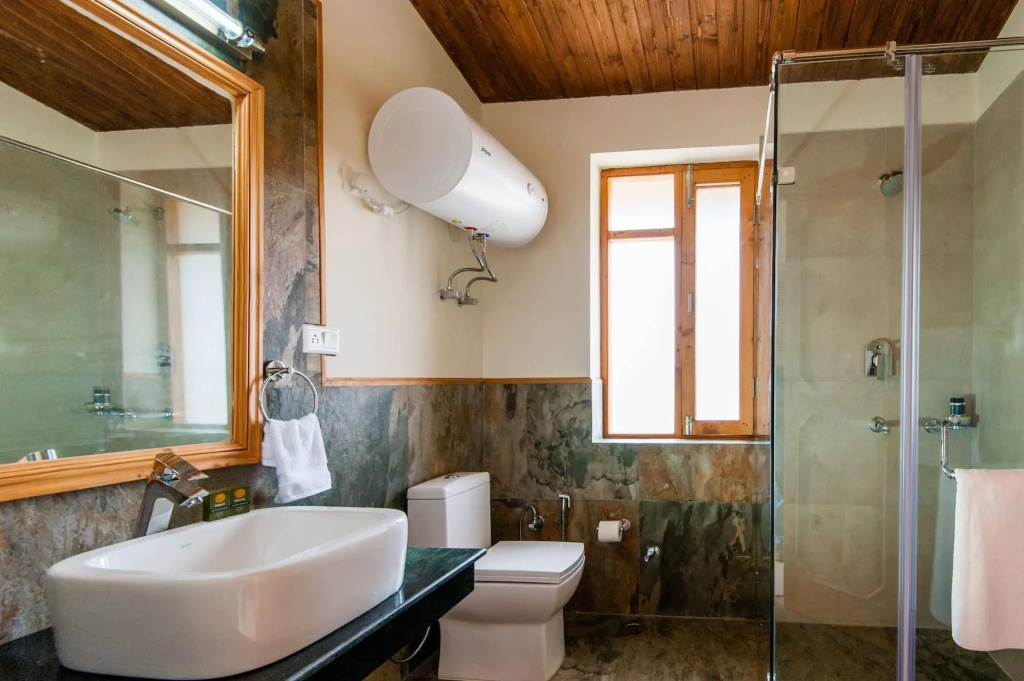 Larisa Resort, Manali