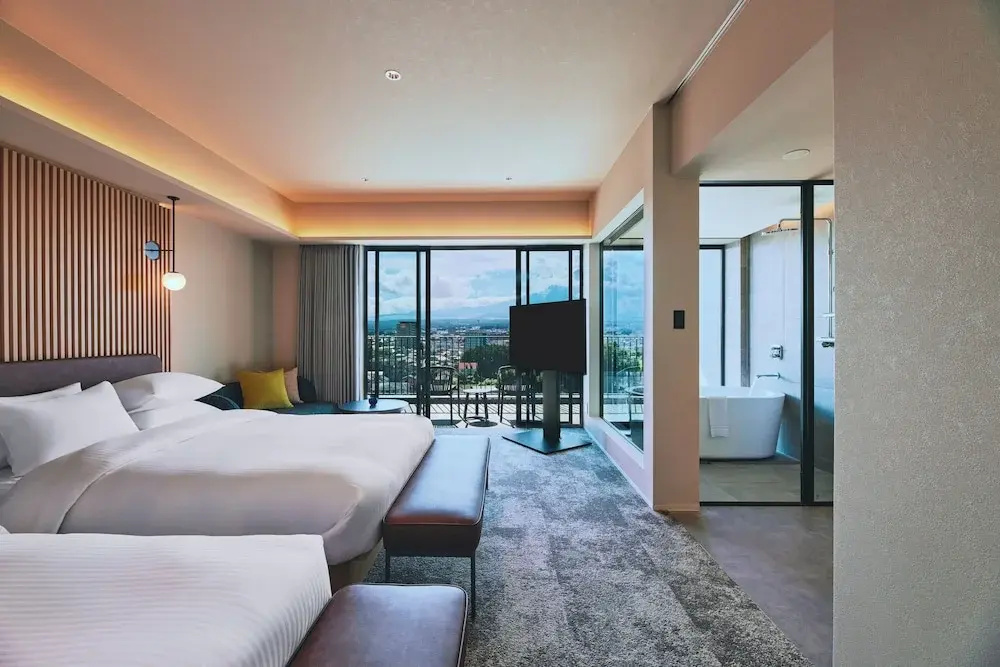 Standard Double room with balcony (twin beds)