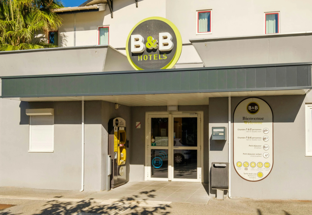 B&B HOTEL Villeneuve-Loubet Plage