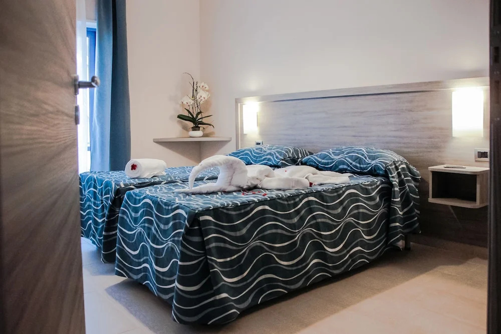 Comfort Double room (full double bed)