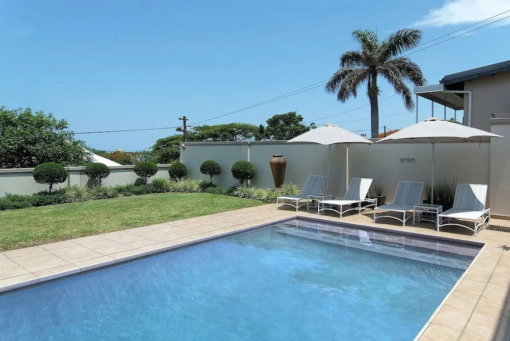 uShaka Manor Guest House - 4