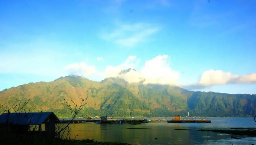 Puri Bening Lake Front Hotel - Général