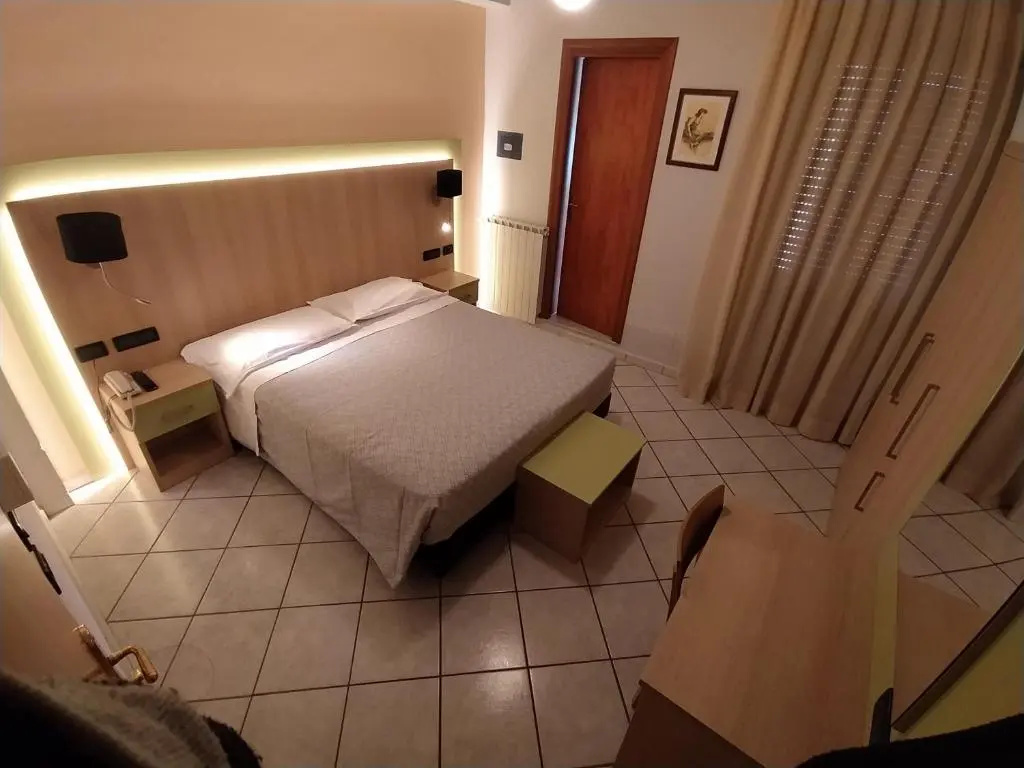 Hotel Monica - Chambres