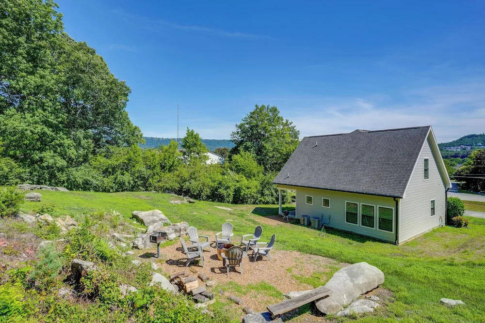 Wooded Escape w/ Beautiful Backyard + Mtn Views!