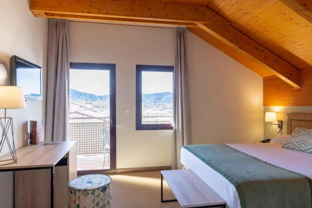 Hotel And Spa Real Jaca - Chambres