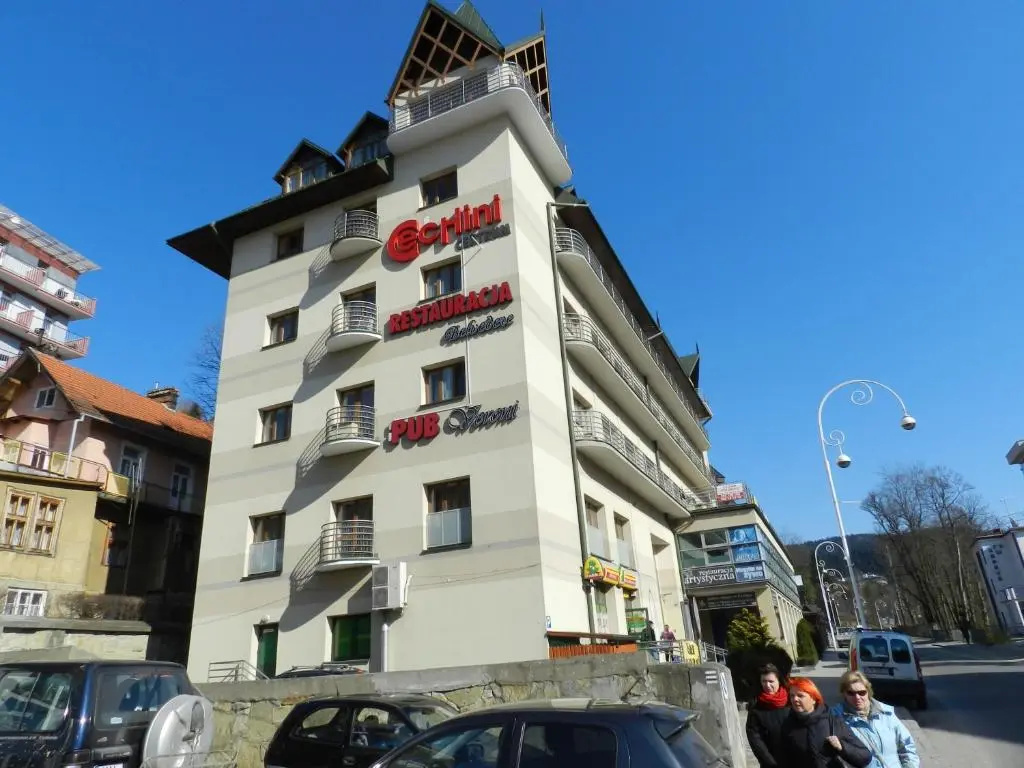 Apartament 210