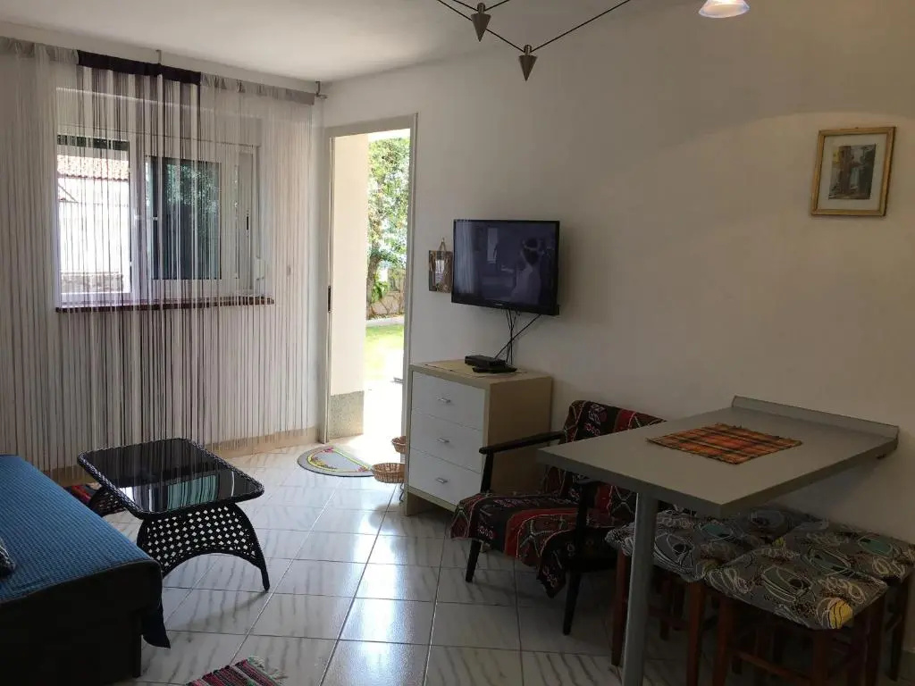 Apartment Eden