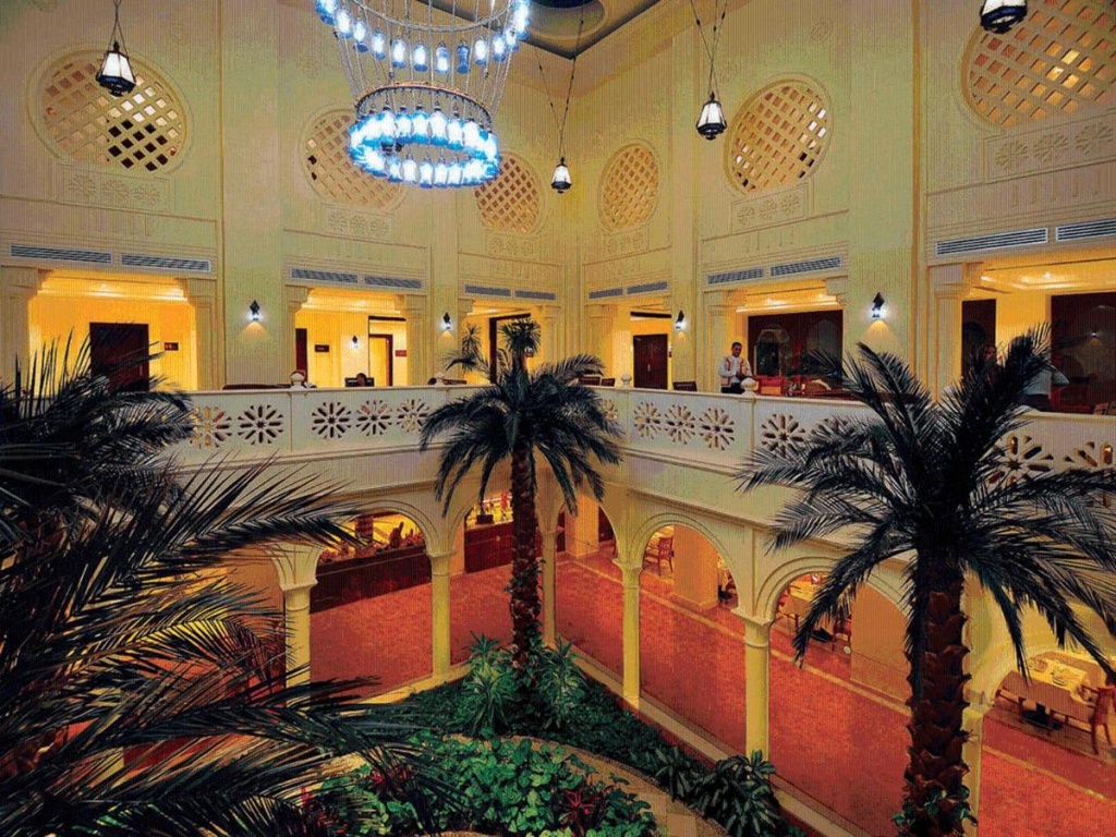 Baron Palms Adults Friendly Only 16 years plus Boutique Hotel Style — фото