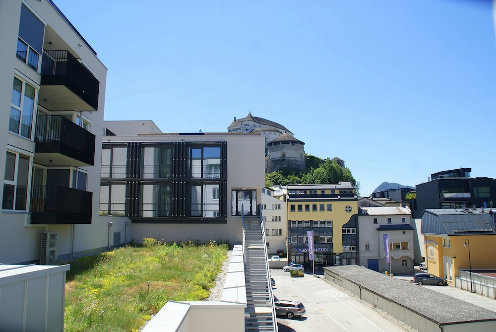 Balcony & Terrace