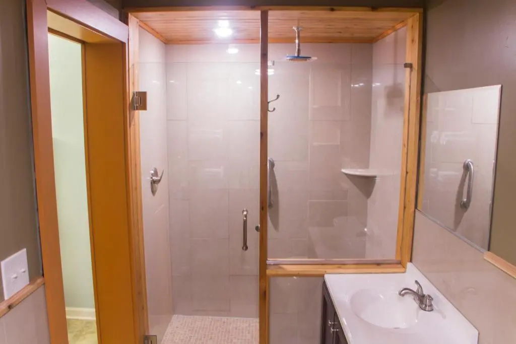 Superior Double room (full double bed)