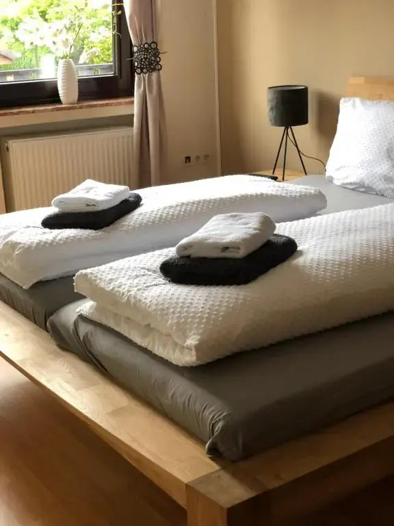 Pension zur Quelle - Chambres