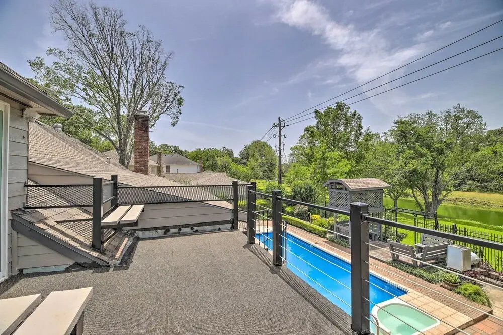 Spacious Houston Home, Day Trip to Galveston!