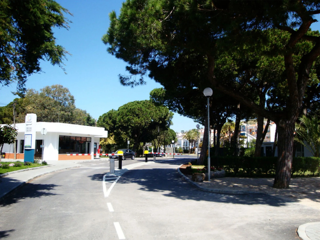 Parque de Campismo Orbitur Costa de Caparica
